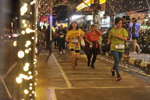 BIB: 3223, 3221
                            <button type="button" onclick="openModal(26274468)" class="btn btn-primary btn-sm float-right btn-popup" data-toggle="modal" data-target=".modal-high-quality">
                        <i class="fas fa-shopping-cart"></i> Add to Cart
                    </button>
                                            <button type="button" onclick="isThisMe(26274468, true)" class="btn btn-success btn-sm float-right btn-popup btn-isme hidden" data-toggle="tooltip" data-placement="bottom" title="นี่คือรูปของคุณใช่ไหม คลิกที่นี่เพื่อเอาเข้าอัลบั้ม">
                        <i class="fas fa-plus"></i> Add to album
                    </button>
                    <button type="button" onclick="isThisMe(26274468, false)" class="btn btn-warning btn-sm float-right btn-popup btn-isnotme hidden">
                        <i class="fas fa-ban"></i> Remove from album
                    </button>